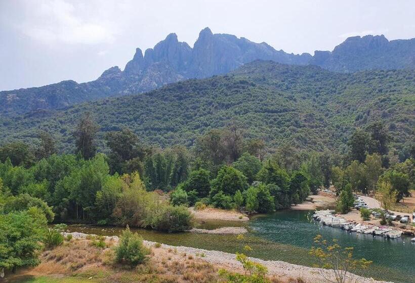 带景观的三人标准房间, Le Marina