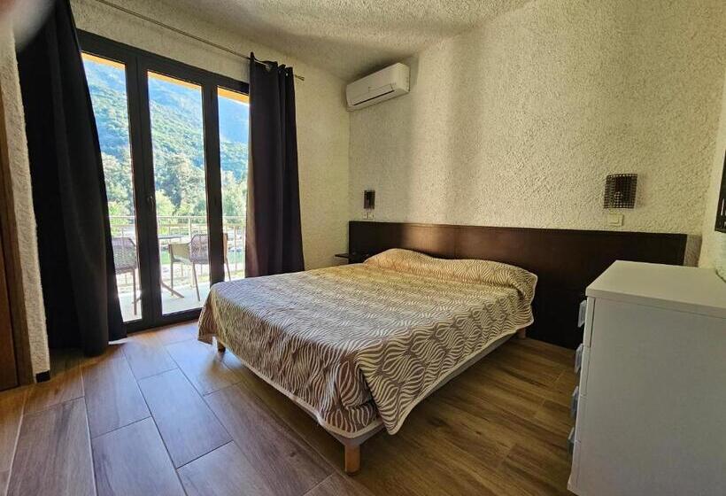 带景观的三人标准房间, Le Marina