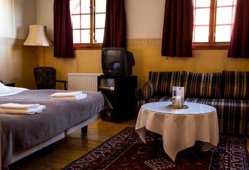 스탠다드 트리플 룸, Vardshuset Hwitan