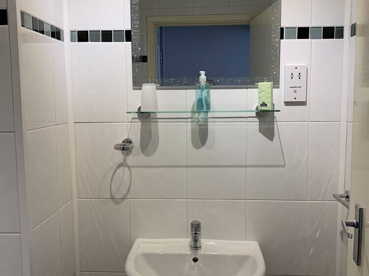 Номер Стандарт, The Chestnuts