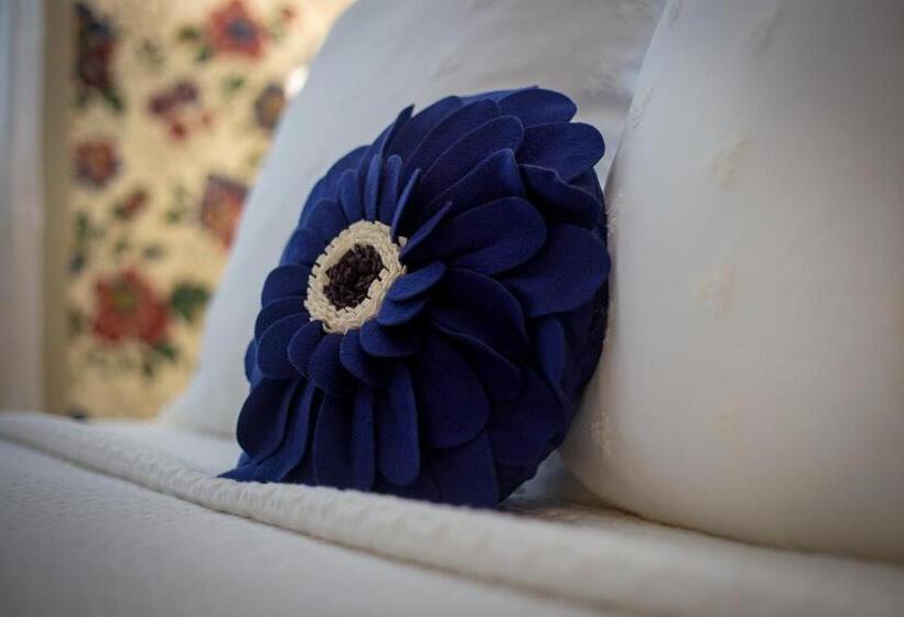 جناح مزوَّد بشرفة, Westbrook Inn Bed And Breakfast