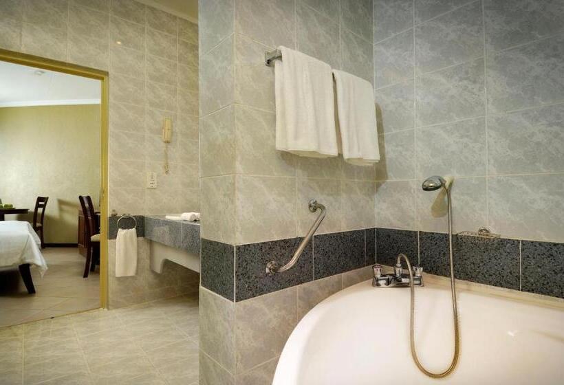 اتاق لوکس, Berjaya Beau Vallon Bay Resort & Casino