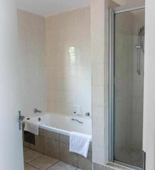 带大床的高级房间, Mercure Hotel Nelspruit