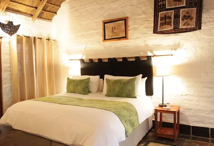 デラックスルーム, Misty Hills Country Hotel, Conference Centre & Spa