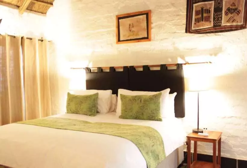 デラックスルーム, Misty Hills Country Hotel, Conference Centre & Spa