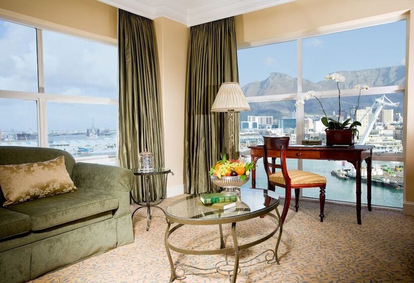 Полулюкс, The Table Bay