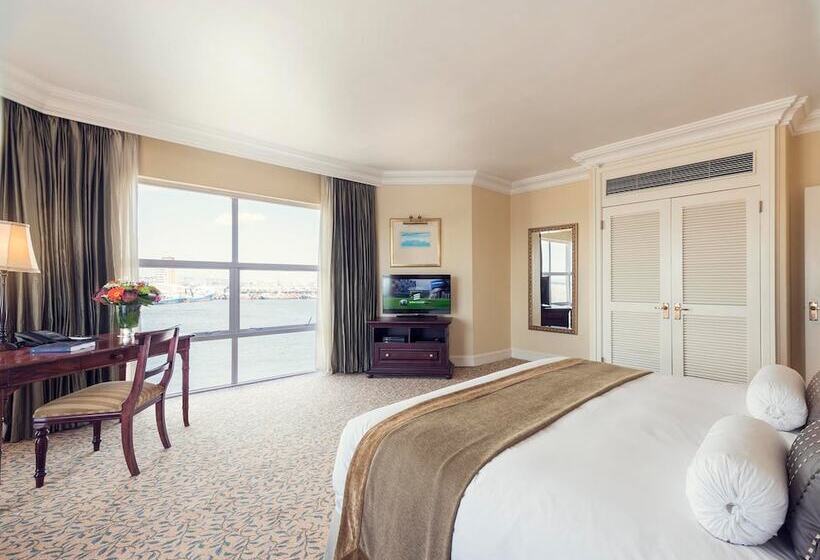 Полулюкс, The Table Bay