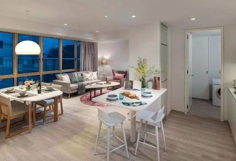 آپارتمان 2 خوابه, Lanson Place Winsland, Singapore