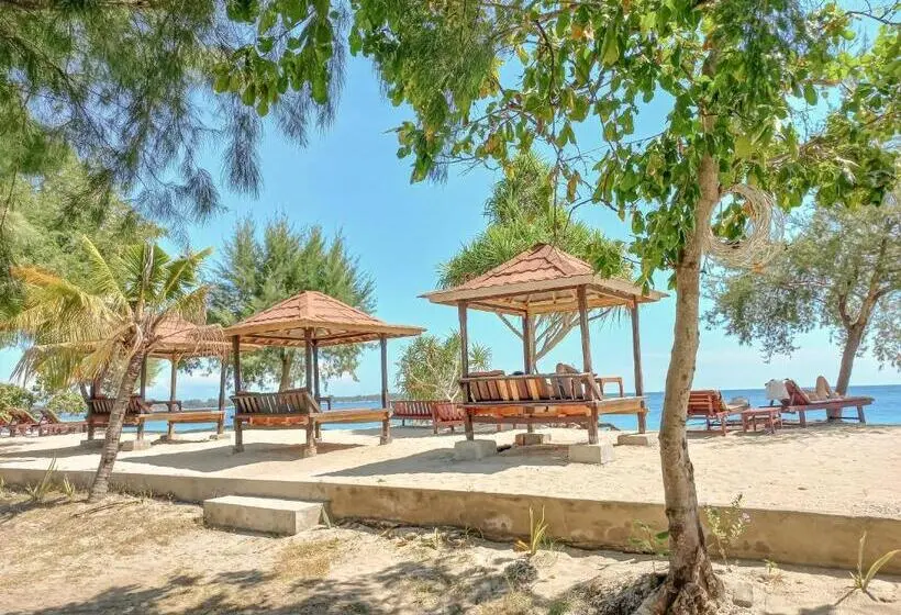 اتاق خانوادگی با چشم‌انداز باغ, Nusa Indah Bungalows