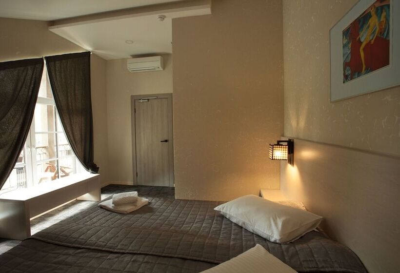 سوییت لوکس, Yagayaga Wellness Club