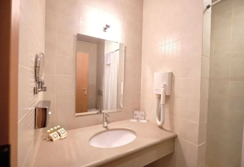 コンフォートルーム, Boutique Hotel Tatiana Provence