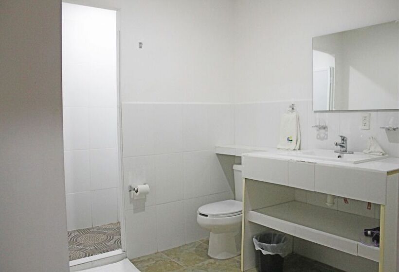 חדר אקונומי, Bb Inn