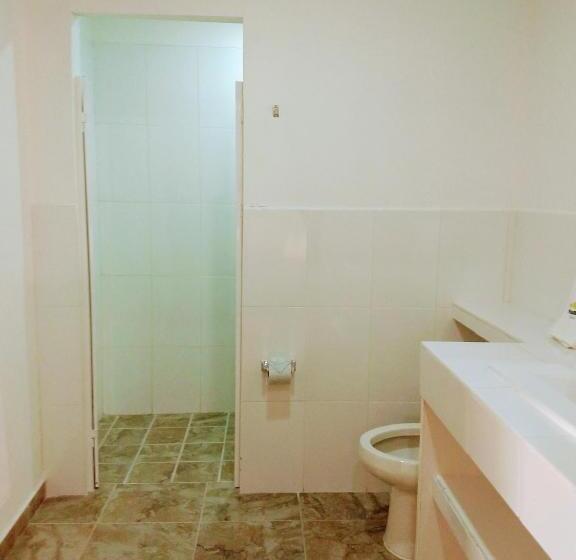 חדר אקונומי, Bb Inn