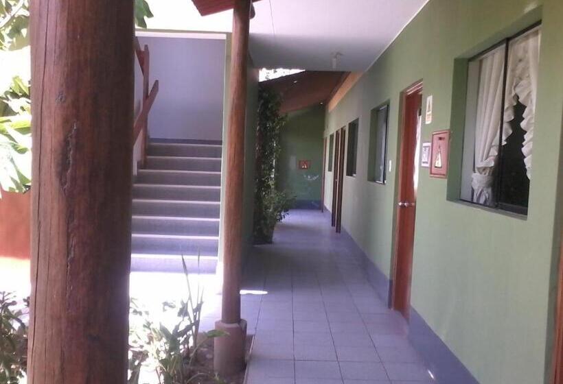 اتاق استاندارد سه نفره, Comtucar