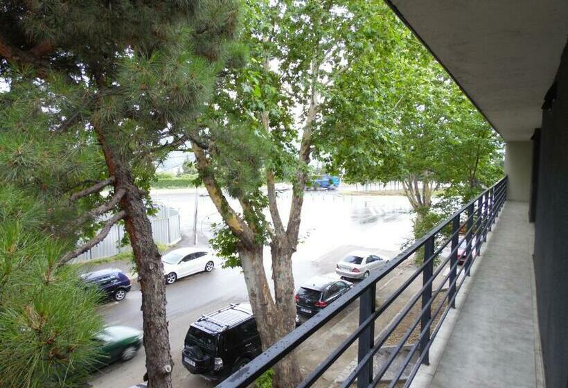 اتاق سوپریور, Magic