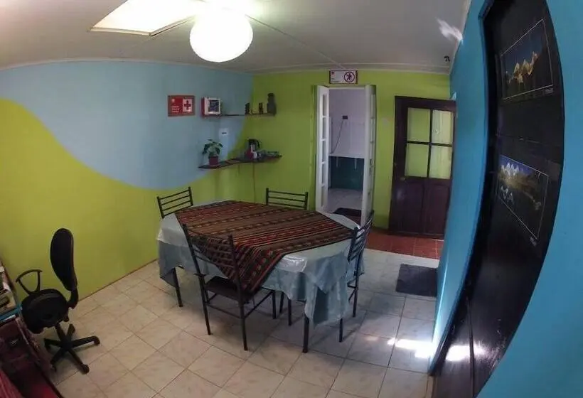 Vuode Makuusalissa, La Casa Ecoexplor