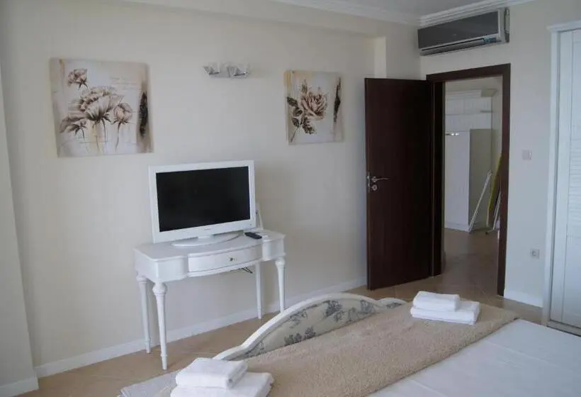 آپارتمان 1 خوابه با چشم‌انداز دریا, Oasis Beach Club