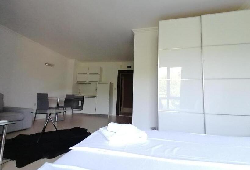 스탠다드 발코니 스튜디오, Oasis Beach Club