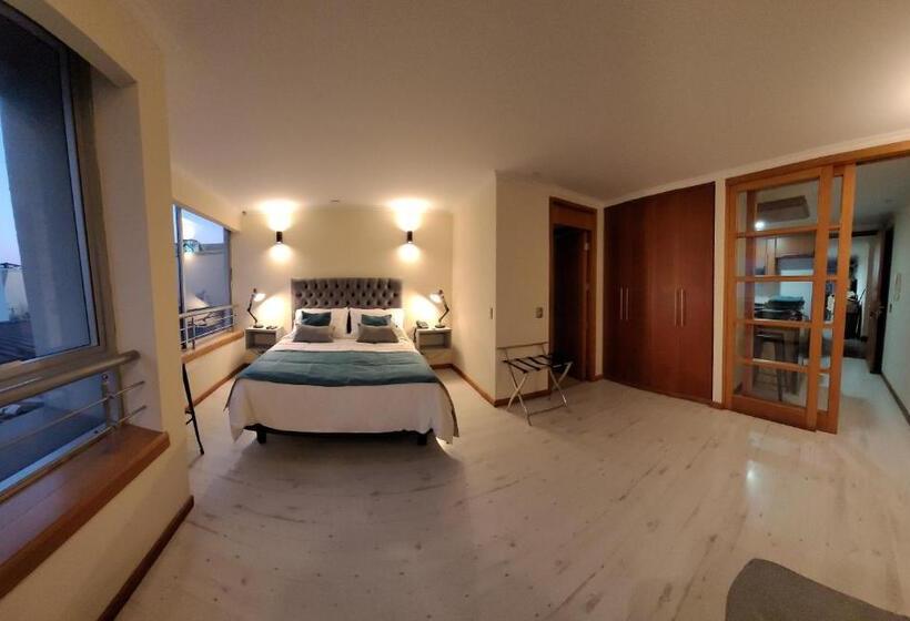 スタンダードスタジオ, Apart Hotel Aragon Portal