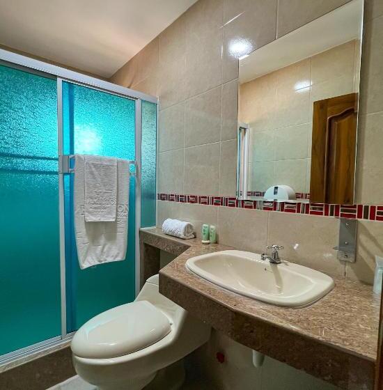 اتاق استاندارد سه نفره, Apart Hotel Hamilton