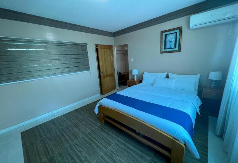 اتاق خانوادگی, Apart Hotel Hamilton