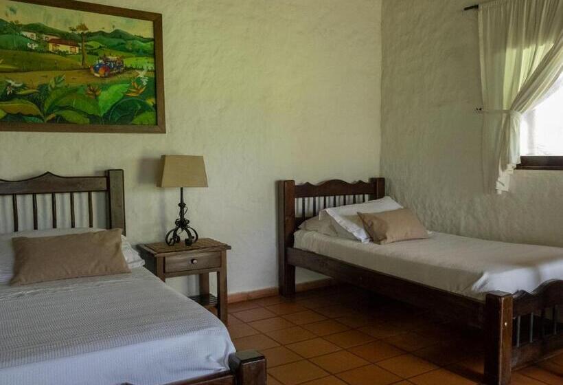 家庭间, Finca Hotel Santana