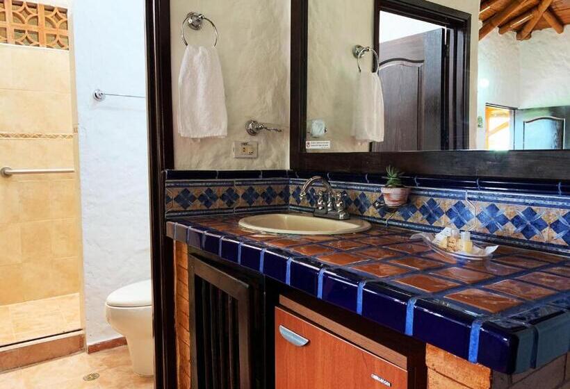 家庭间, Finca Hotel Santana