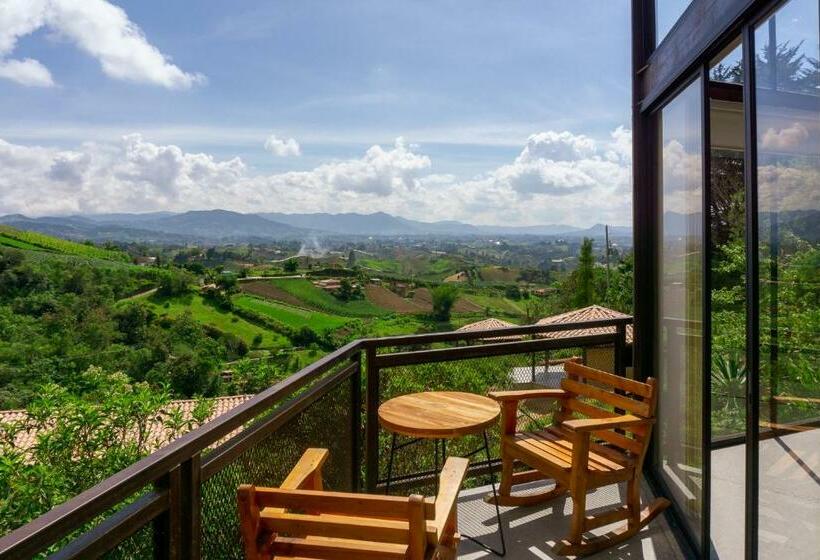 스탠다드 방갈로, Cannua Lodge