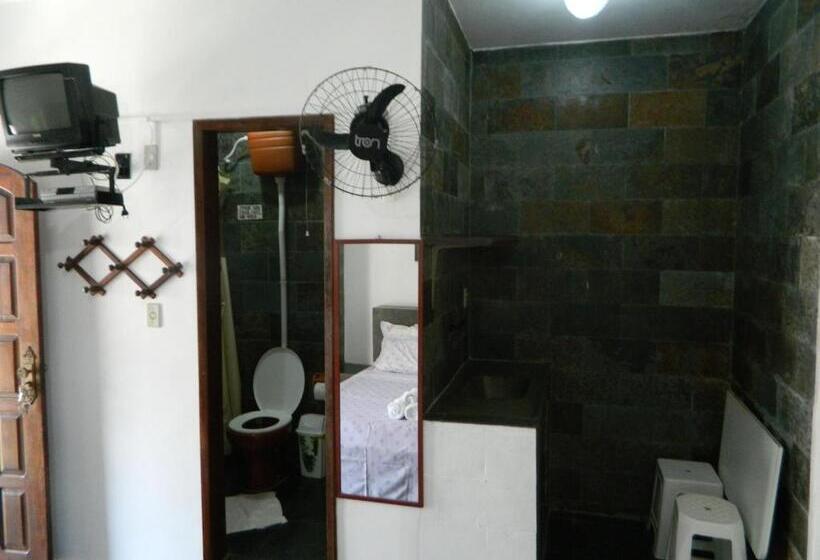 Номер Стандарт Трехместный, Hostel Recanto