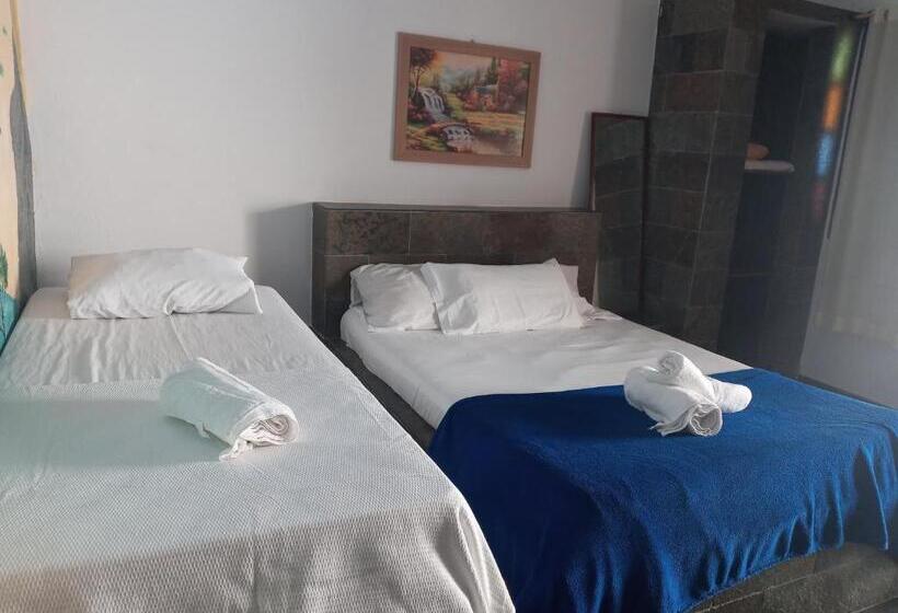Номер Стандарт Трехместный, Hostel Recanto