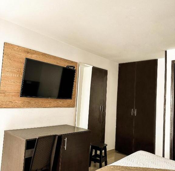 Superior Kamer, Sixth House Suite