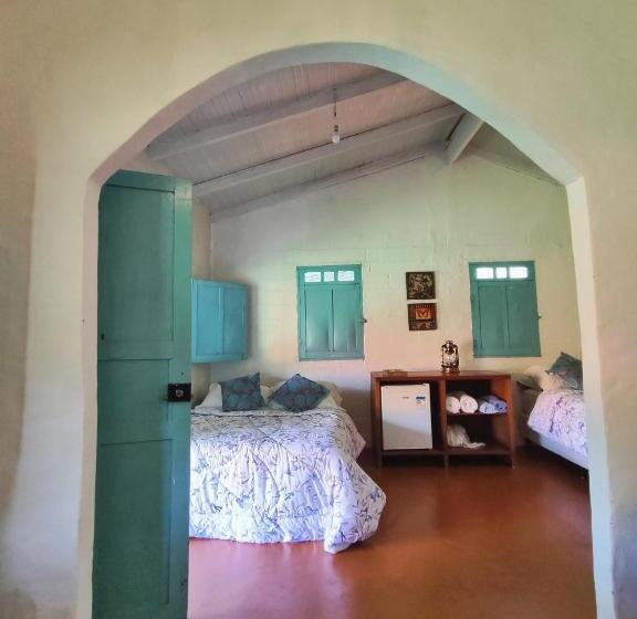 کلبه ییلاقی, Villa Dos Pireneus