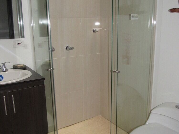 스탠다드 싱글 룸, Yalconia