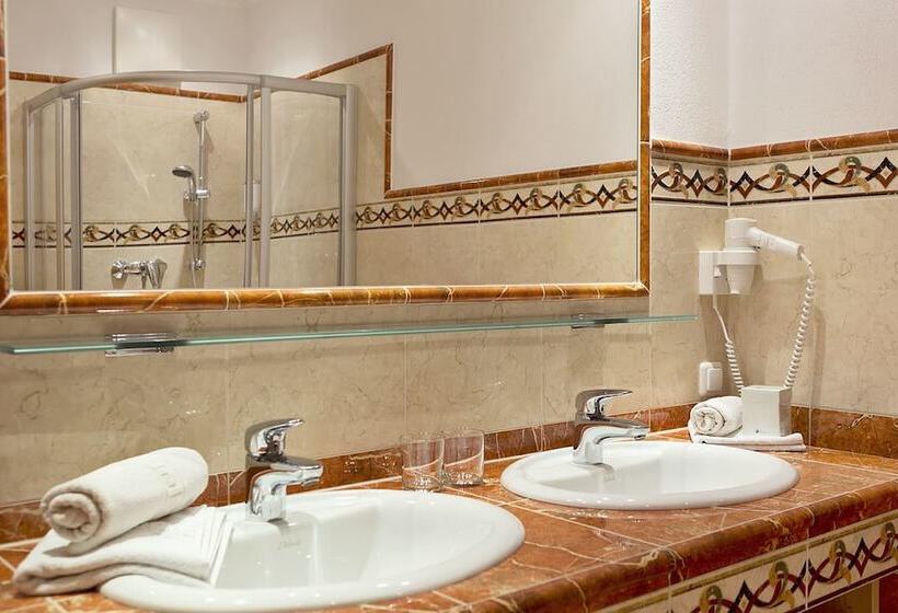 اتاق خانوادگی, Landhotel Untermüllnergut