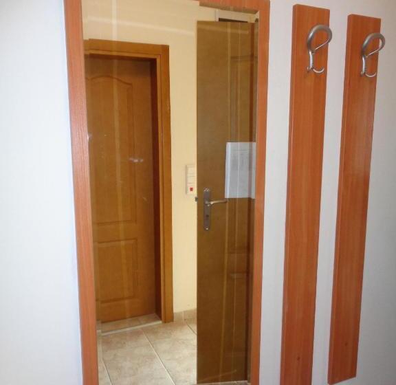 Студио Стандарт с Видом, Eagle Rock Holiday Apartments