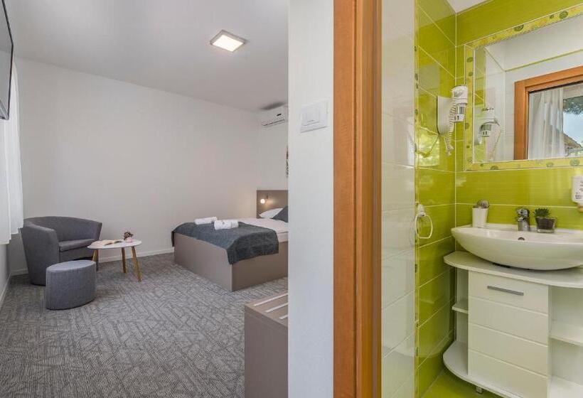 Номер Стандарт с Террасой, Villa Ladavac B&b