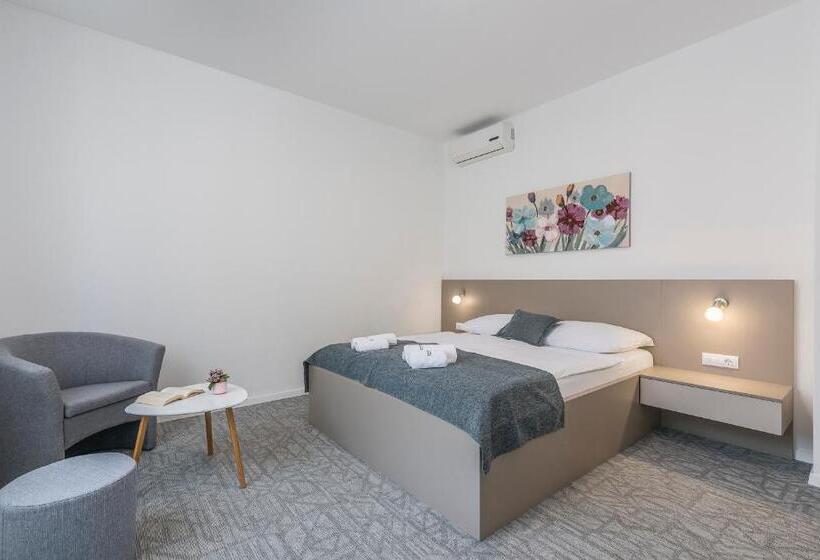 Номер Стандарт с Террасой, Villa Ladavac B&b