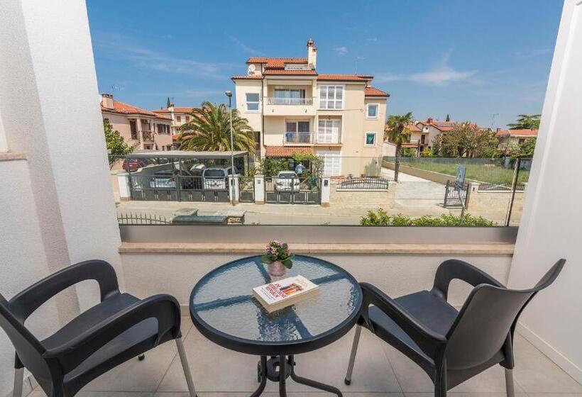 Классический Номер, Villa Ladavac B&b