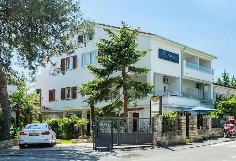 اتاق لوکس, Villa Ladavac B&b