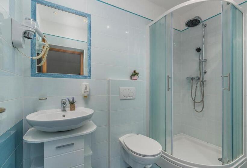 Comfort room with balcony, Villa Ladavac B&b