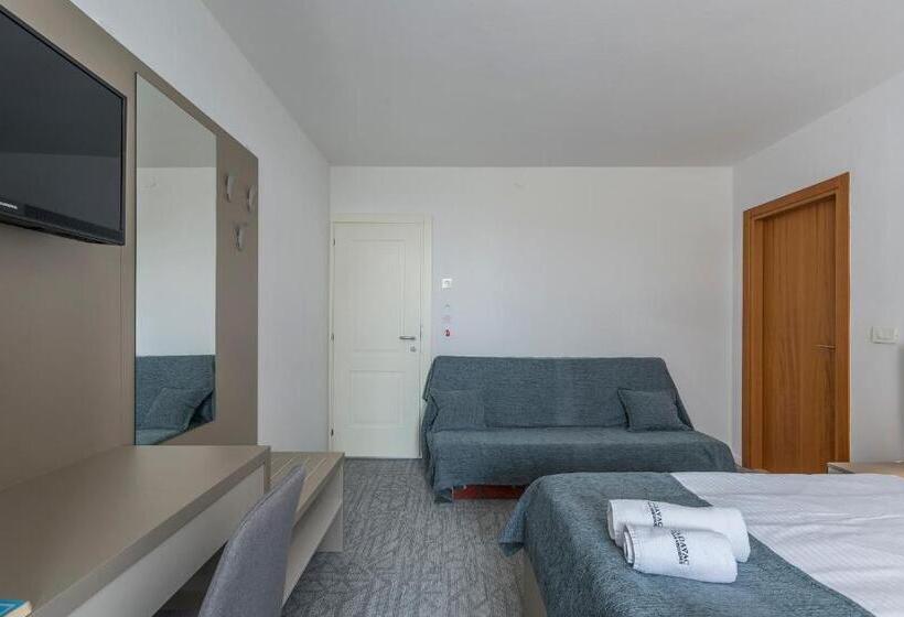 Comfort room with balcony, Villa Ladavac B&b