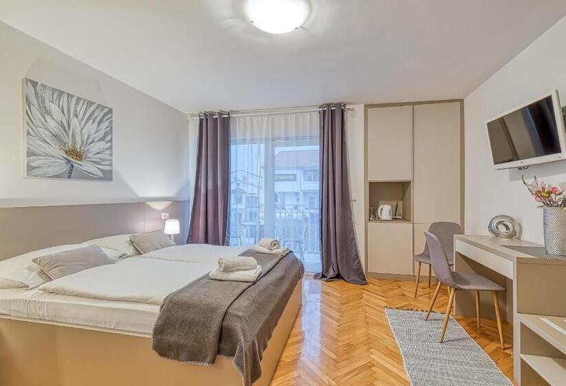 Номер Superior с Балконом, Villa Ladavac B&b