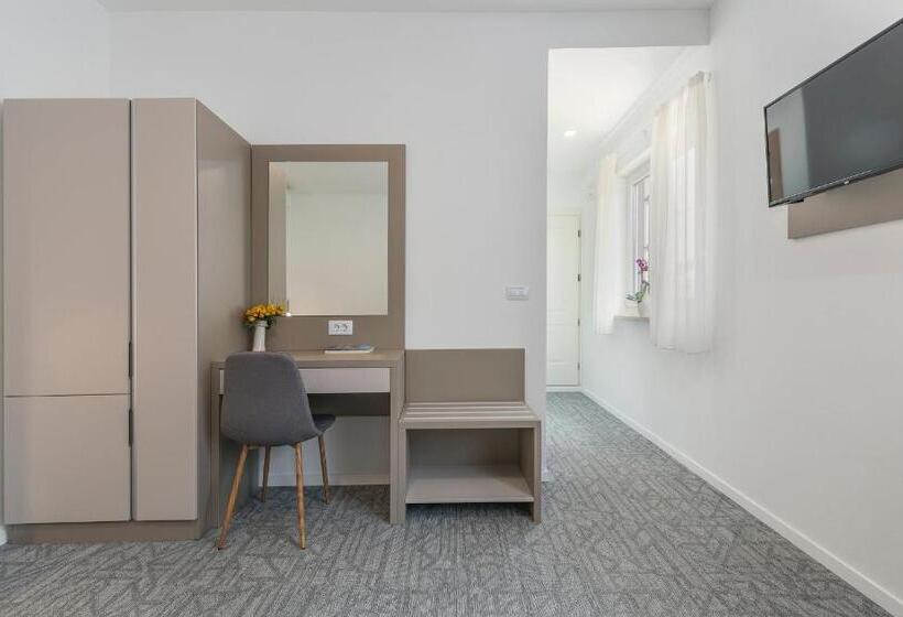 Номер Стандарт с Террасой, Villa Ladavac B&b