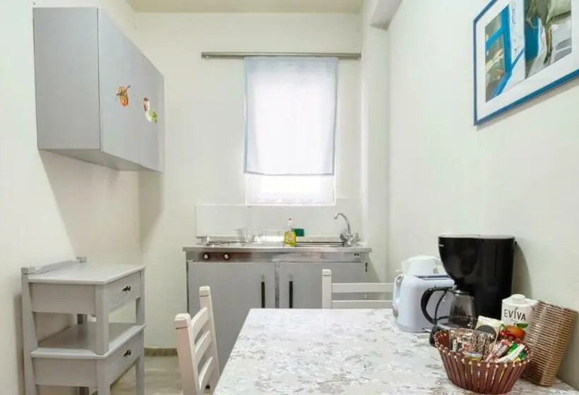 Huoneisto 2 Makuuhuonetta, Akrotopi Apartments