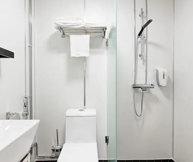 اتاق استاندارد یک نفره, Citi Inn