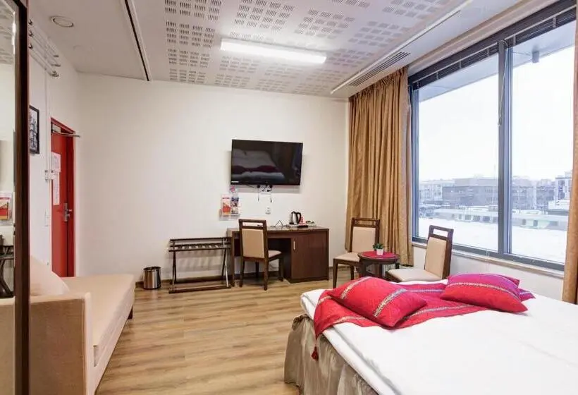 اتاق لوکس, Citi Inn