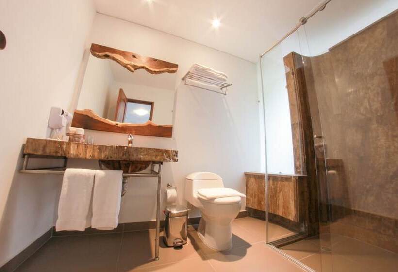 سوییت, Royal Garden Hotel Boutique