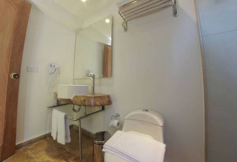 سوییت, Royal Garden Hotel Boutique