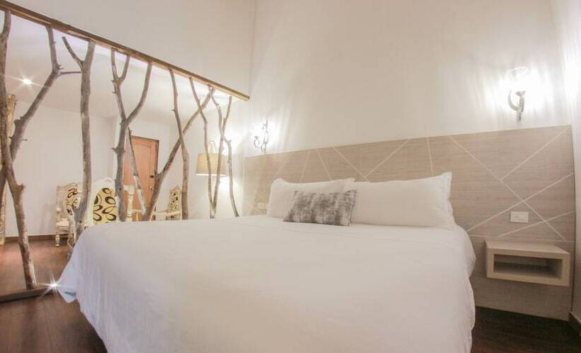 سوییت, Royal Garden Hotel Boutique