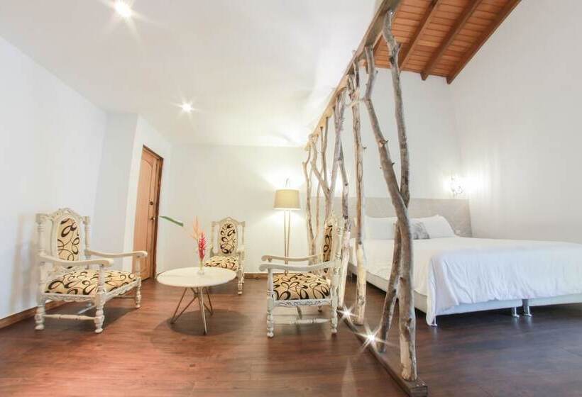 سوییت, Royal Garden Hotel Boutique